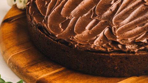 Chocolate Bowl Cake / Cake Decorating - YouTube